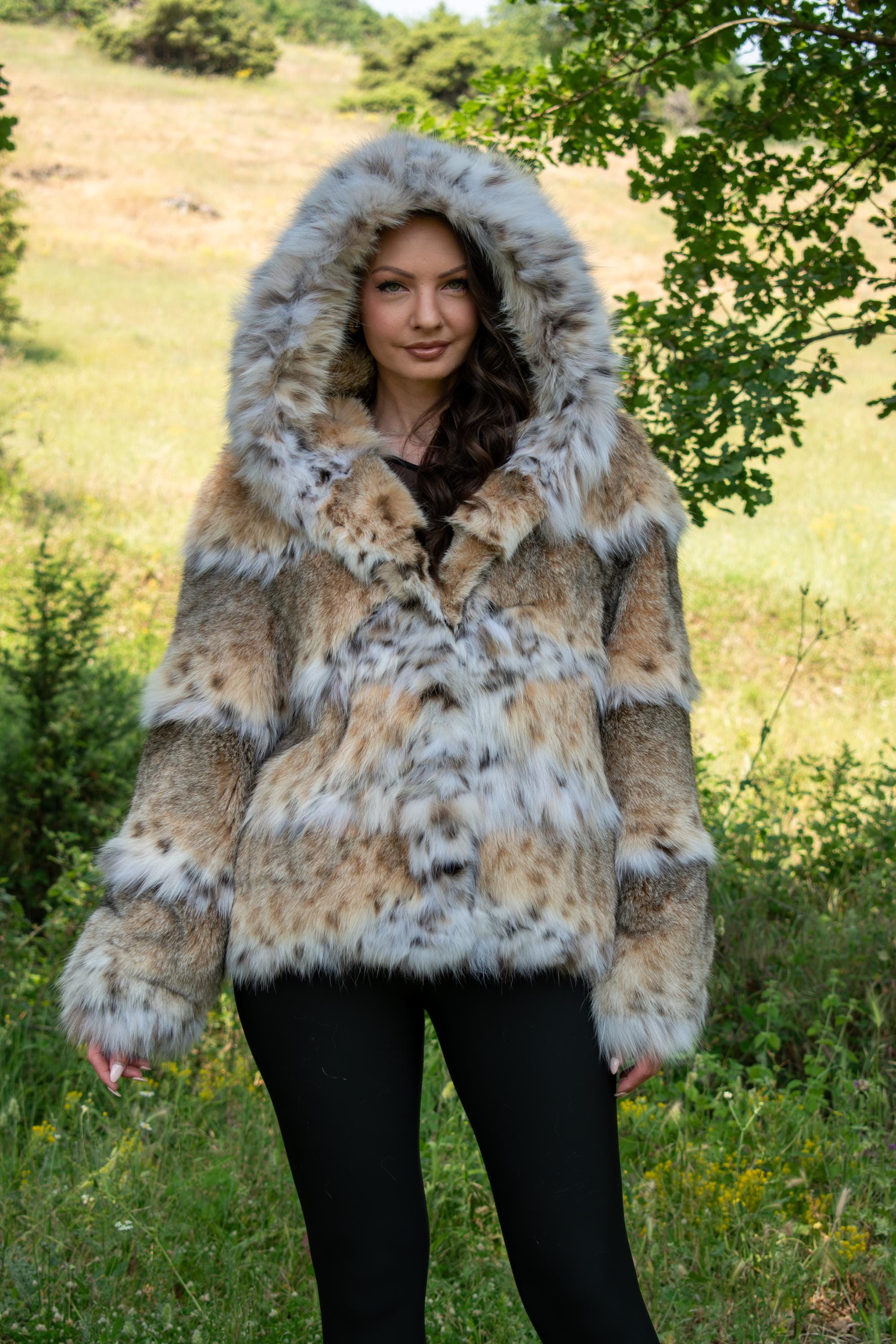 Horizontal Lynx Fur Jacket With Hood – Modern Luxury Winter Coat