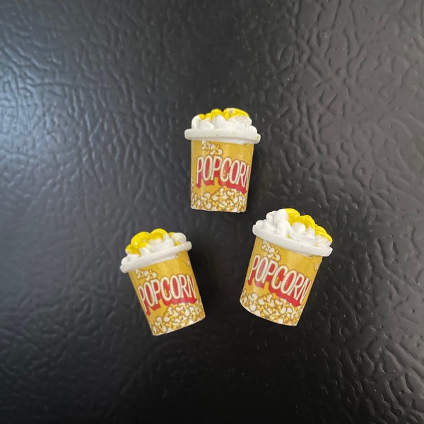 Mini aimant ou porte-clés pop-corn cinéma