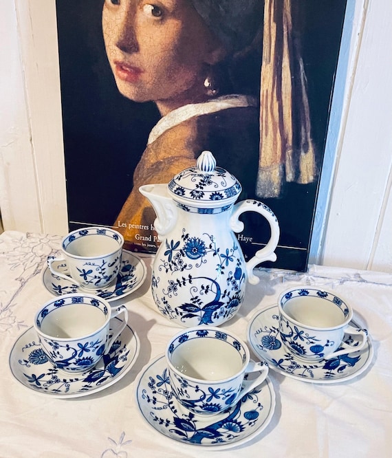 Vintage Vienna Woods Blue Onion Tea Set: Teapot, Cups & Saucers - Etsy