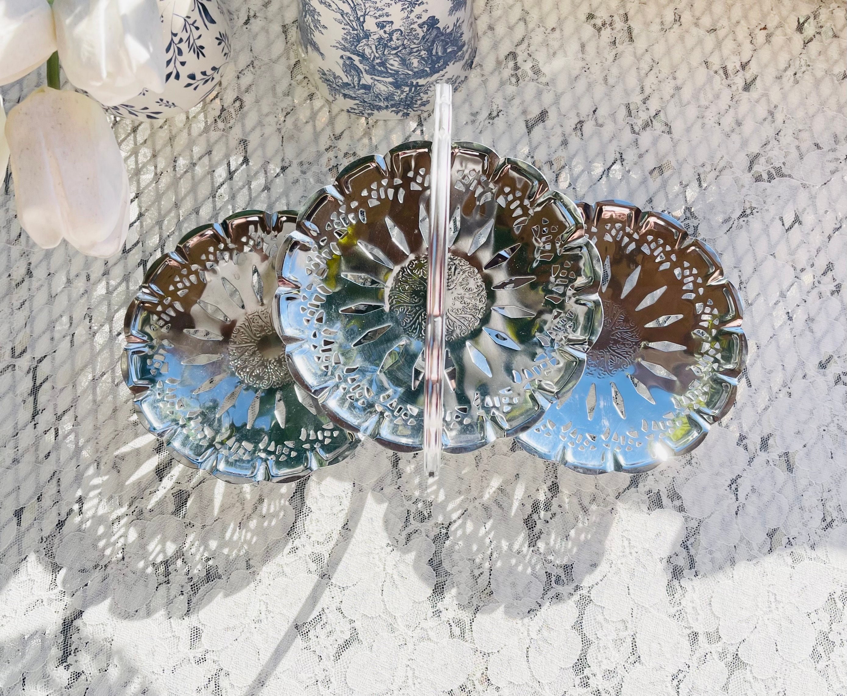 Support à Gâteaux 3 Niveaux Personnalisé – Assiettes Vintage Peintes à La Main – Tea Party