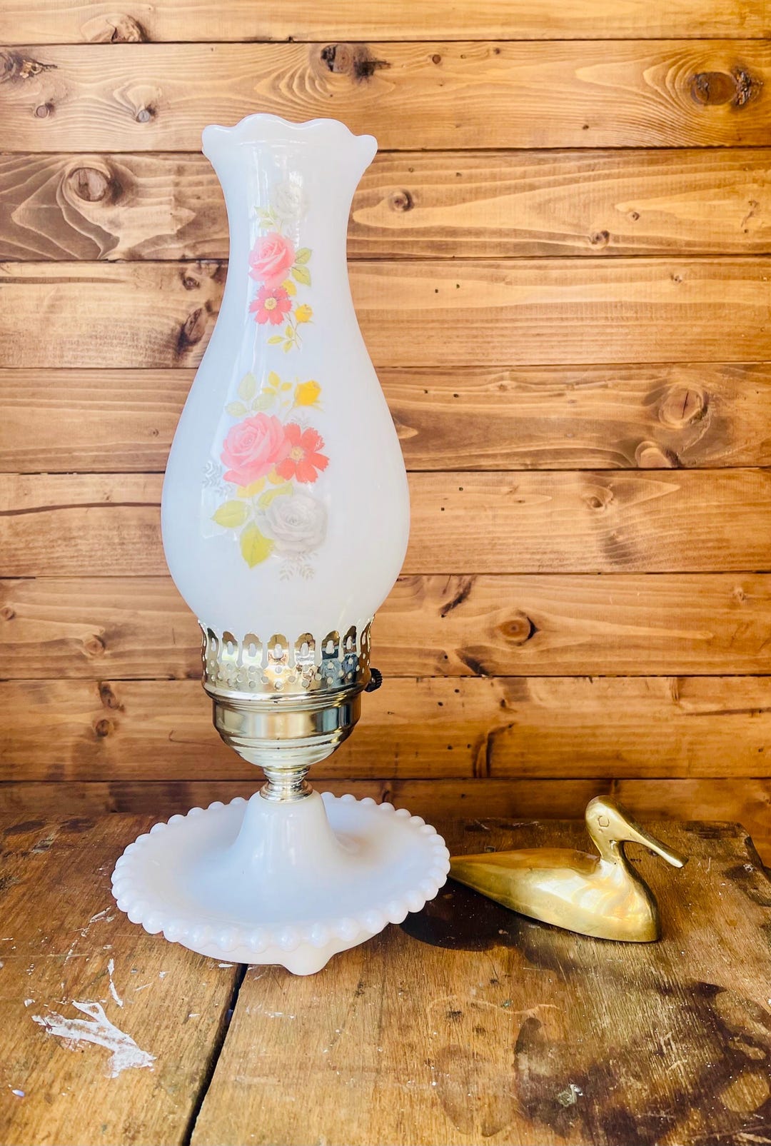 すぐ使えます　antique milk glass lamp アンティーク Vintage Milk Glass Hurricane Lamp – Floral Shade, Hobnail Base
