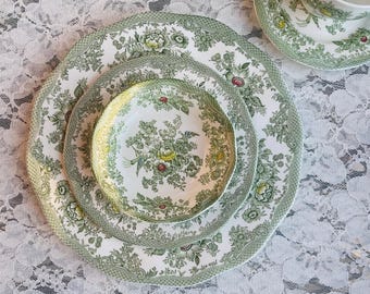 Pierre de fer vert sauge - Kent par Enoch Wedgwood. Pièces de rechange vendues par paires.