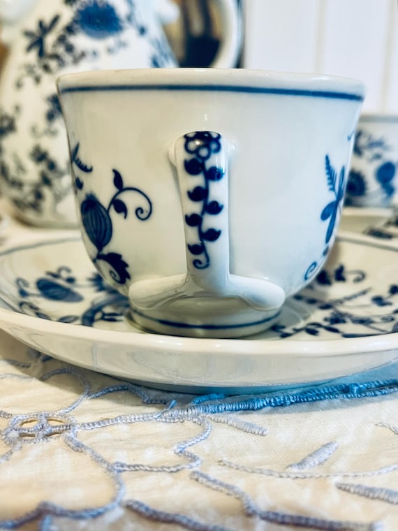 Vintage Vienna Woods Blue Onion Tea Set: Teapot, Cups & Saucers - Etsy