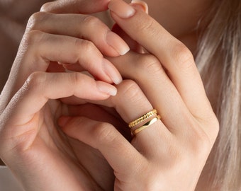 Gold Chain Link Ring: Dainty Sterling Silver Stacking Ring