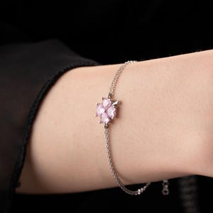 Four Leaf Clover Bracelet Birthstone Bracelet Family Bracelet Silver Four-Leaf Clover Bracelet with Custom Birthstone Lucky Clover Bracelet