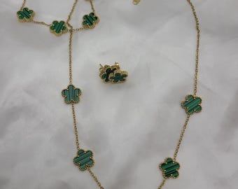 Dames Clover sieradenset.  Inclusief ketting, oorbellen en armband. wordt geleverd met sieradenzakje. Ideaal cadeau