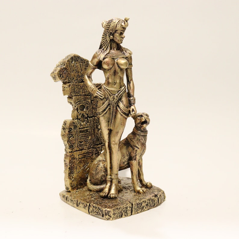 Naked Queen Cleopatra and Her Big Cat Egpht Egyptian Mythology - Etsy
