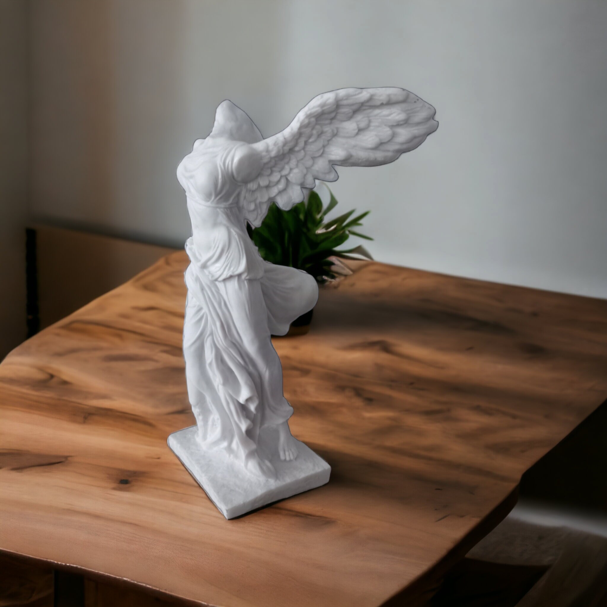 winged statue of nike