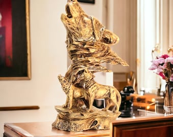 Handmade Marble Wolf Figurine: Home Decor Statue