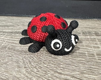 Adorable Ladybug- 3D Printed Knitted texture - Custom Sizes and colors available