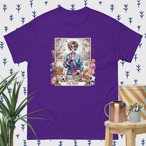 Camiseta de la Carta del Tarot de Mamá / Camiseta de Mamá Esqueleto / Camiseta Divertida de Mamá / Camiseta con Humor de Mamá / Camiseta de Crianza Inspirada en el Tarot