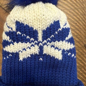 Mönster för snöflingehatt i omvänd färg – Rundstickmaskin (Addi 46 eller Sentro 48) Vintermössa, digital nedladdning för stickmaskiner