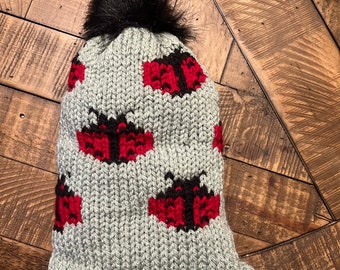 Lady Bug All-Over Hat Pattern for Circular Knitting Machines, Addi 46 pin machine,  Knitting Machine Pattern, Circular knitting machine,
