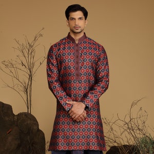 Men&#39;s Maroon & Navy Silk Kurta Dhoti Set: Ethnic Wedding Wear
