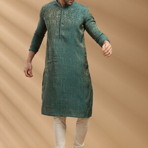 Men cream-coloured Ethnic Motifs Jacquard Silk Kurta