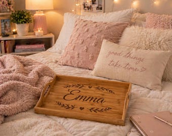 Personalisierte Familie Serviertablett Benutzerdefinierte Nachname Tablett Bauernhaus Kaffeetisch Tablett Housewarming Geschenk Hochzeitsgeschenk Personalisierte Wohnkultur