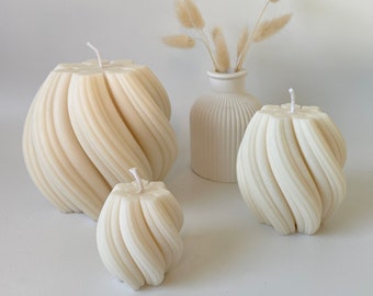 Swirl Candle | Twisterkerze | Wellenkerze | Wave Candle | Designkerze | Vegan | Rapswachs | handgemachte Kerze | Handmade | Naturfarbe