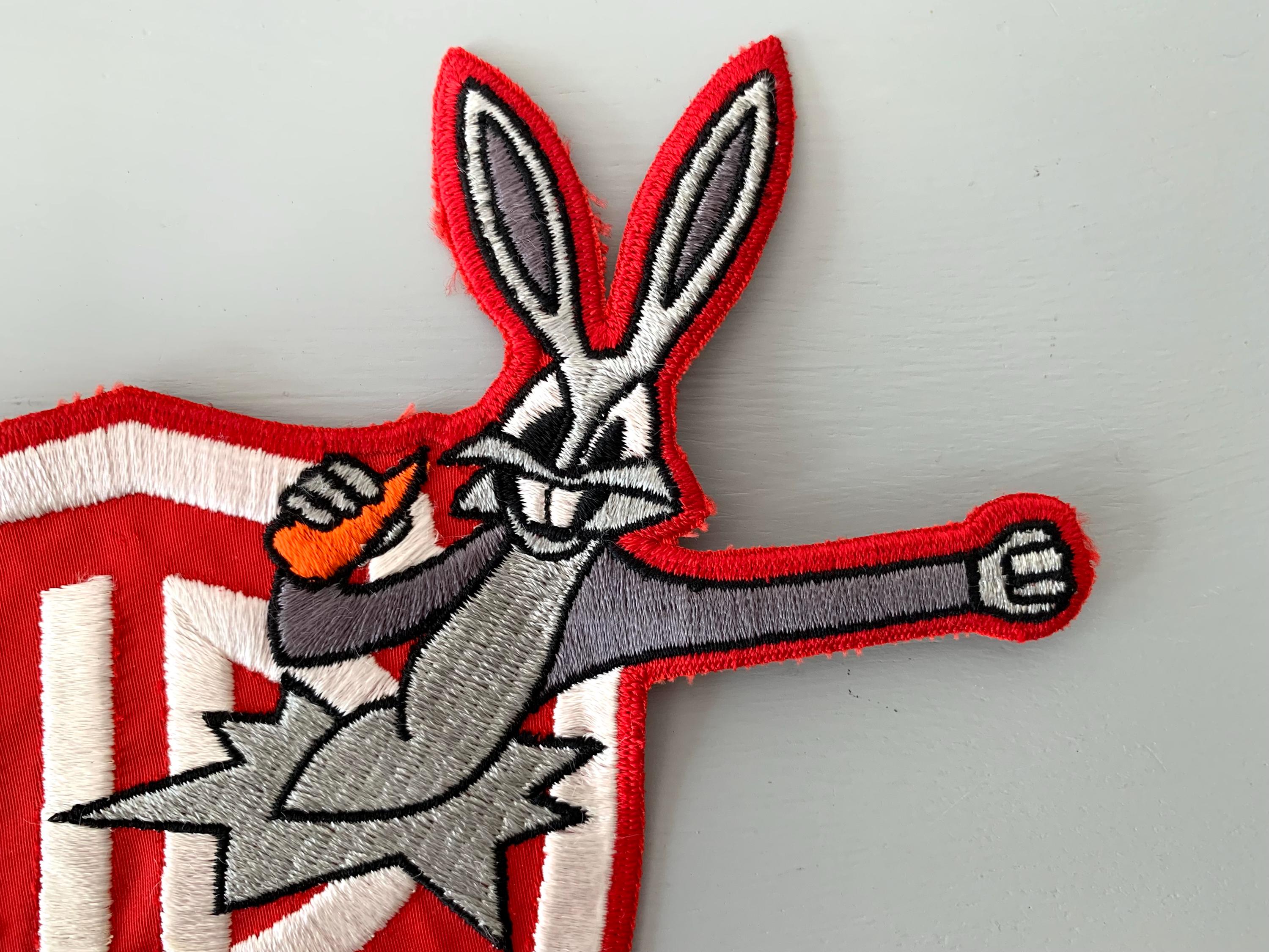 VINTAGE 90'S BUGS BUNNY K.Cロゴ XL) Vintage 90s Kansas City Chiefs Crewneck Bugs Bunny Looney