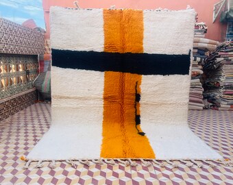 ABSTRACT Moroccan Rug , White and Yellow Rug  Beni Ouarain Rug,White Wool, Berber Rug