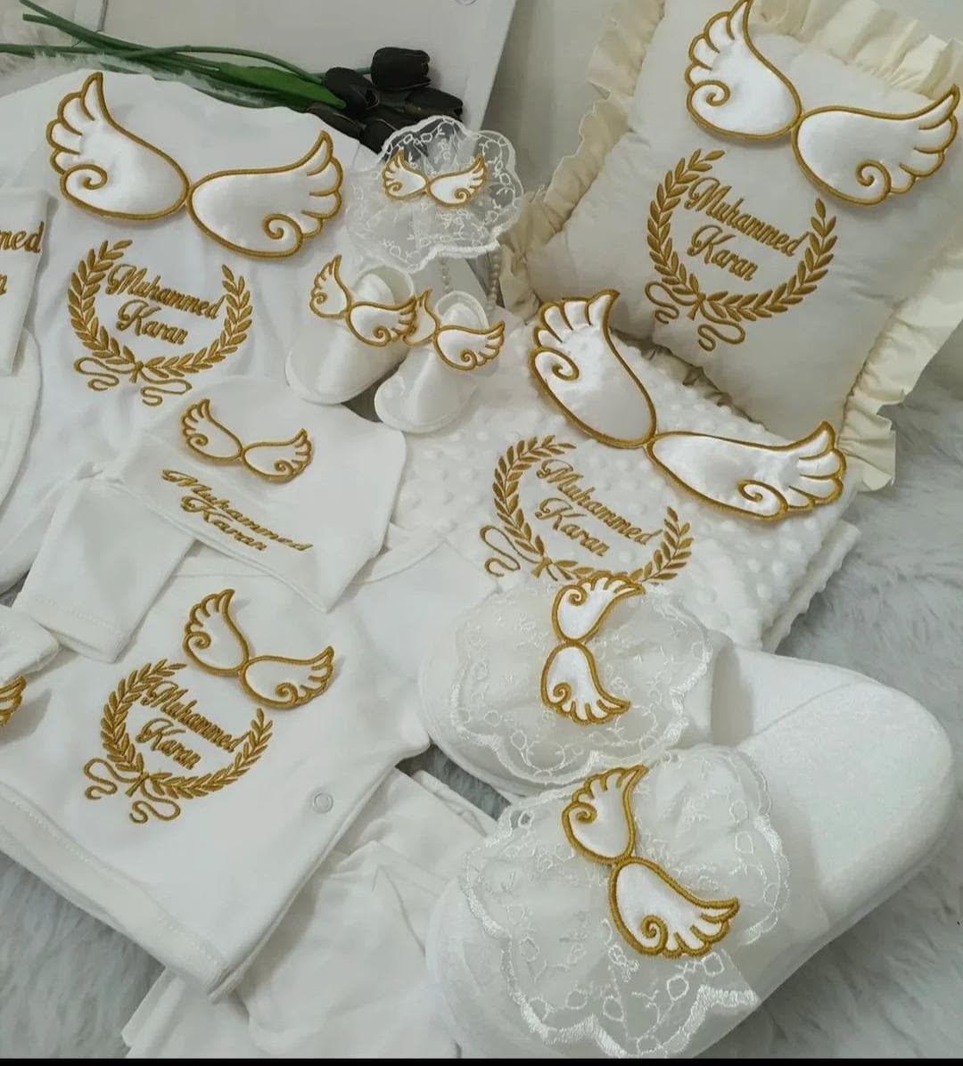 Personalized newborn outfit,Baby  first outfit, White and gold baby clothing set, customized baby clothing with crown and embroidery