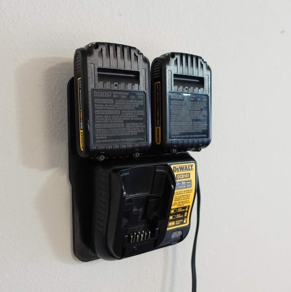 Dewalt dcb207 battery charger new arrivals