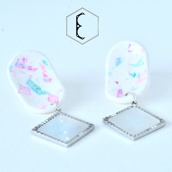 Boucles d'oreilles d'été Entinea, modèle unique en argile polymère Terrazzo iridescent et acier inoxydable, breloque incrustée de nacre