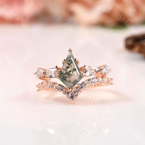 Kite cut green moss agate engagement ring set 14k yellow gold marquise cut diamond ring women wedding ring set woman ring set Promise ring
