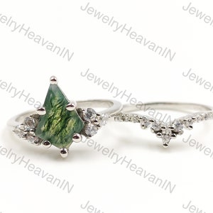 Vintage Kite Cut Green Moss Agate Engagement Ring Set 14k Rose Gold Marquise Cut Moissanite Ring For Women Unique Bridal Wedding Ring Set