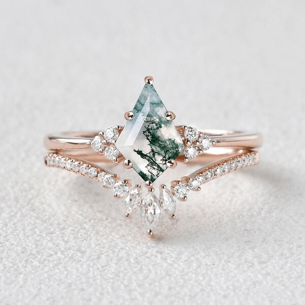 Vintage kite cut green moss agate engagement ring set 14k rose gold kite cut moissanite ring for women unique bridal wedding ring set