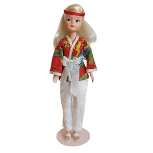 Vintage Pedigree Sindy  w/Mandarin Outfit (#44529)
