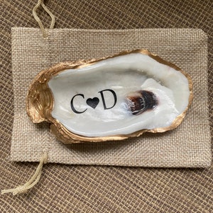 Personalized oyster ring dish, Valentines day, Coastal Wedding gift, wedding ring Trinket Dish, Custom ring dish, Initials ring dish
