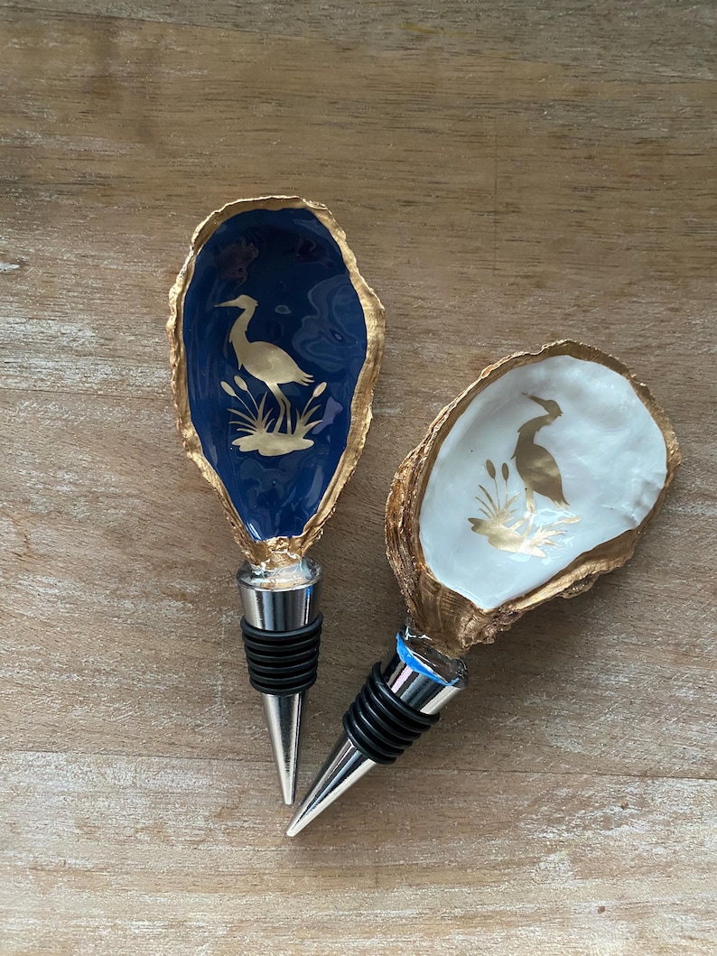 Oyster Shell Wine Bottle Stopper - Thumbnail 2