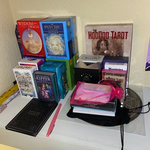 Love Messages Oracle Reading