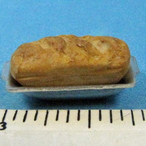 Mini Loaf of Homemade Bread, dollhouse food, tiny bakery, 1:12 scale, kitchen accessory, mini bread in pan, polymer clay, tiny metal pan