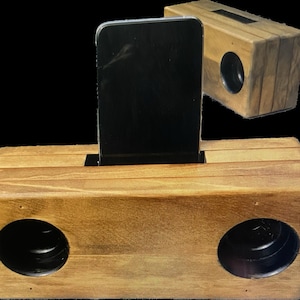 Wooden Phone Aplifier