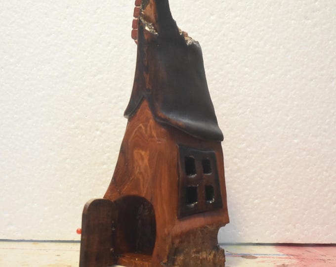 Single family mountain house for Wee folk