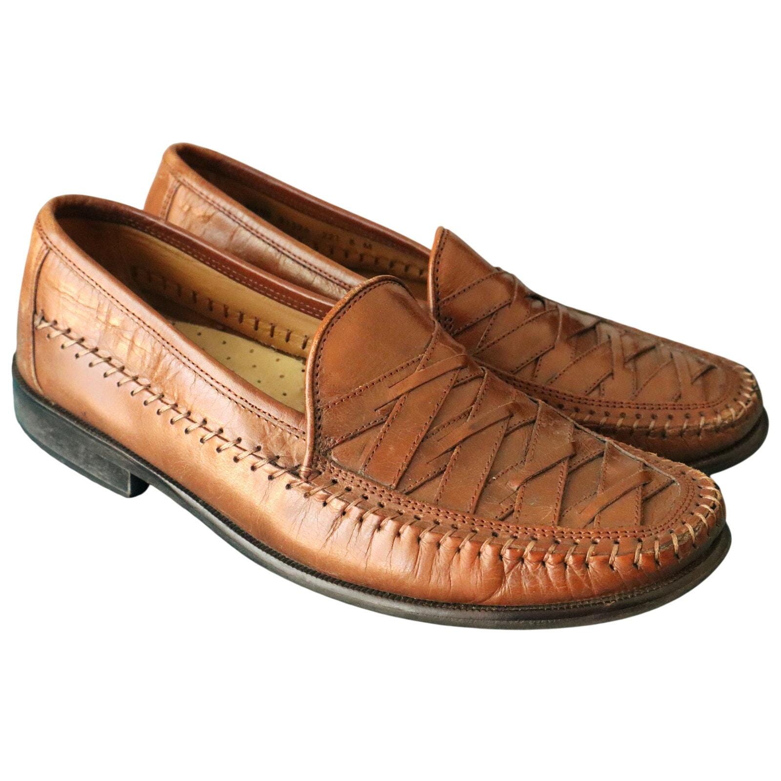 VINTAGE BRASSBOOT DONATO TWOTONE BLK/BRN MENS SLIPON LOAFERS...MADE IN SPAIN Brass Boot Handmade Leather Tassel Kiltie Slip on Loafer Men  main image 3
