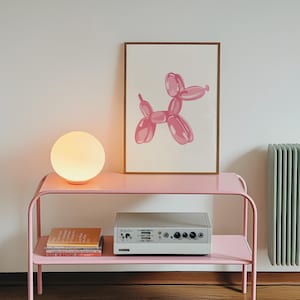 Impresión de perro con globo, arte de pared rosa preppy, impresión para amantes de los perros, póster de arte animal, arte de moda con estampado femenino, impresión de arte para guardería, impresión de animal con globo imagen 6