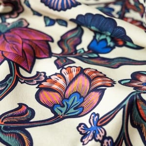 Certified Oeko-Tex floral cotton upholstery fabric – Elegant floral woven texture, luxury & modern style for durable curtains and seats