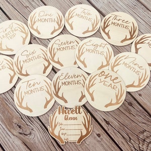 Hunting Birth Announcement & Milestones, Wood Milestones for Baby, Hunting, Deer Theme Wooden Monthly Milestone, Nursery, Country Baby Gift