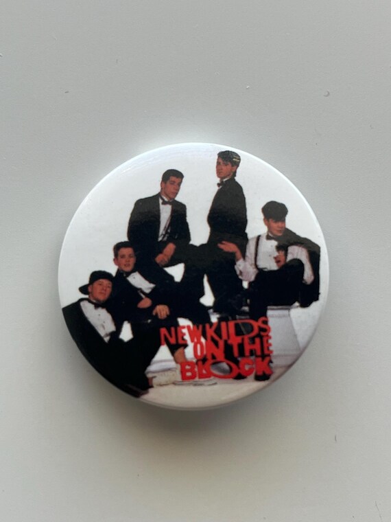 Vintage NKOTB Buttons: New Kids on the Block Pins - image 9
