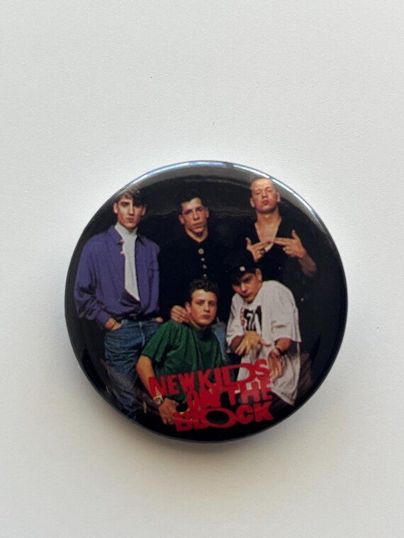 Vintage NKOTB Buttons: New Kids on the Block Pins - image 10
