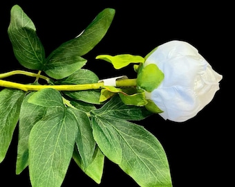 Artificial Peony bud spray white 22”