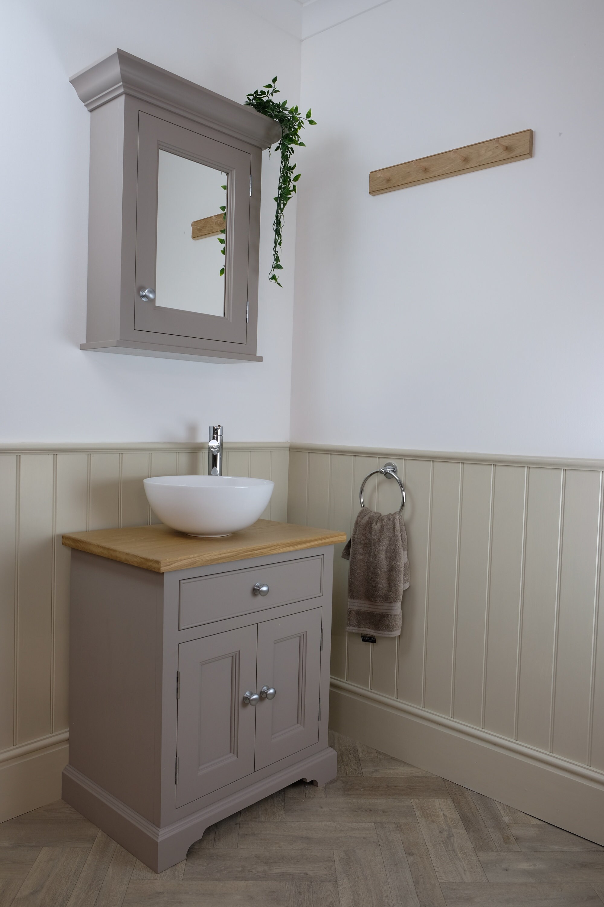 Traditional Bathroom Vanity Unit Sink Included Bathroom Sink Unit Wash ...