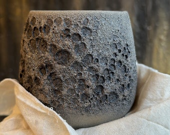 Large Dark Side Moon Cup, Black Clay Pottery, Handmade Stoneware Ceramic Multi-Purpose Cup, 500ml 17 oz, Unique Gift