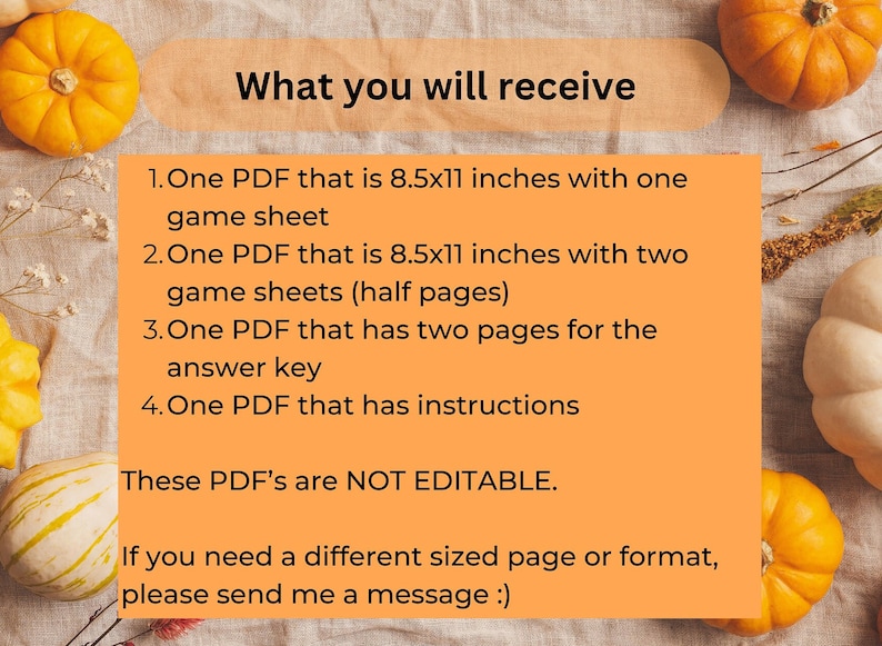 Op de afbeelding: Een digitale download van vier 8,5 x 11 inch PDF's met een spelblad, twee spelbladen, een antwoord sleutel en instructies. De tekst geeft aan dat de PDF's niet bewerkbaar zijn. De afbeelding is omringd door decoratieve herfstpompoenen.