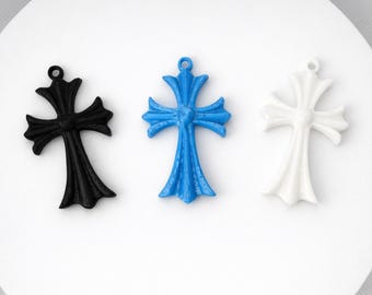 Gothic Cross Keychain – 3D Printed Cross Charm – Trendy Cross Pendant Keyring – Streetwear Style Keychain