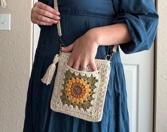 Sunflower Granny Square Crochet Bag Pattern, Siouxsie Sunflower Pocket Crossbody (PDF Digital Download)