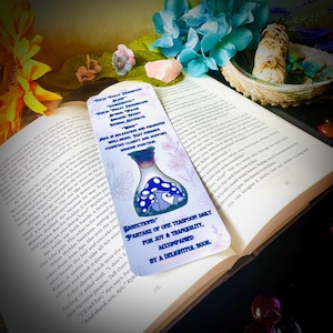 Zakładka do książki Violet Mushroom Elixir Spring Magic Apothecary, fantazyjna ilustracja grzybów Elixir dwustronna, inspirująca, prezent dla czytelników