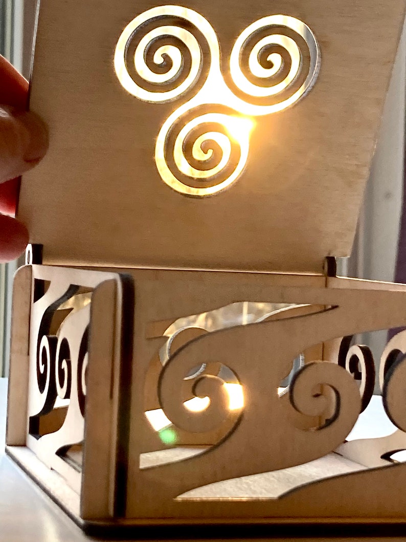 Triple Spiral Memory Box, Triskelion Gift Box, Triskele Box, Trinity ...